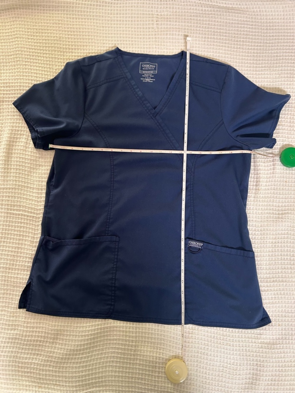 Cherokee Navy Scrub Top V-neck with Pockets large - Picture 3 of 4